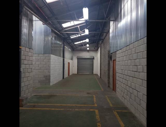 INDUSTRIAL PROPERTY TO RENT IN KENSINGTON